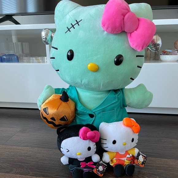 sanrio halloween plush cvs
